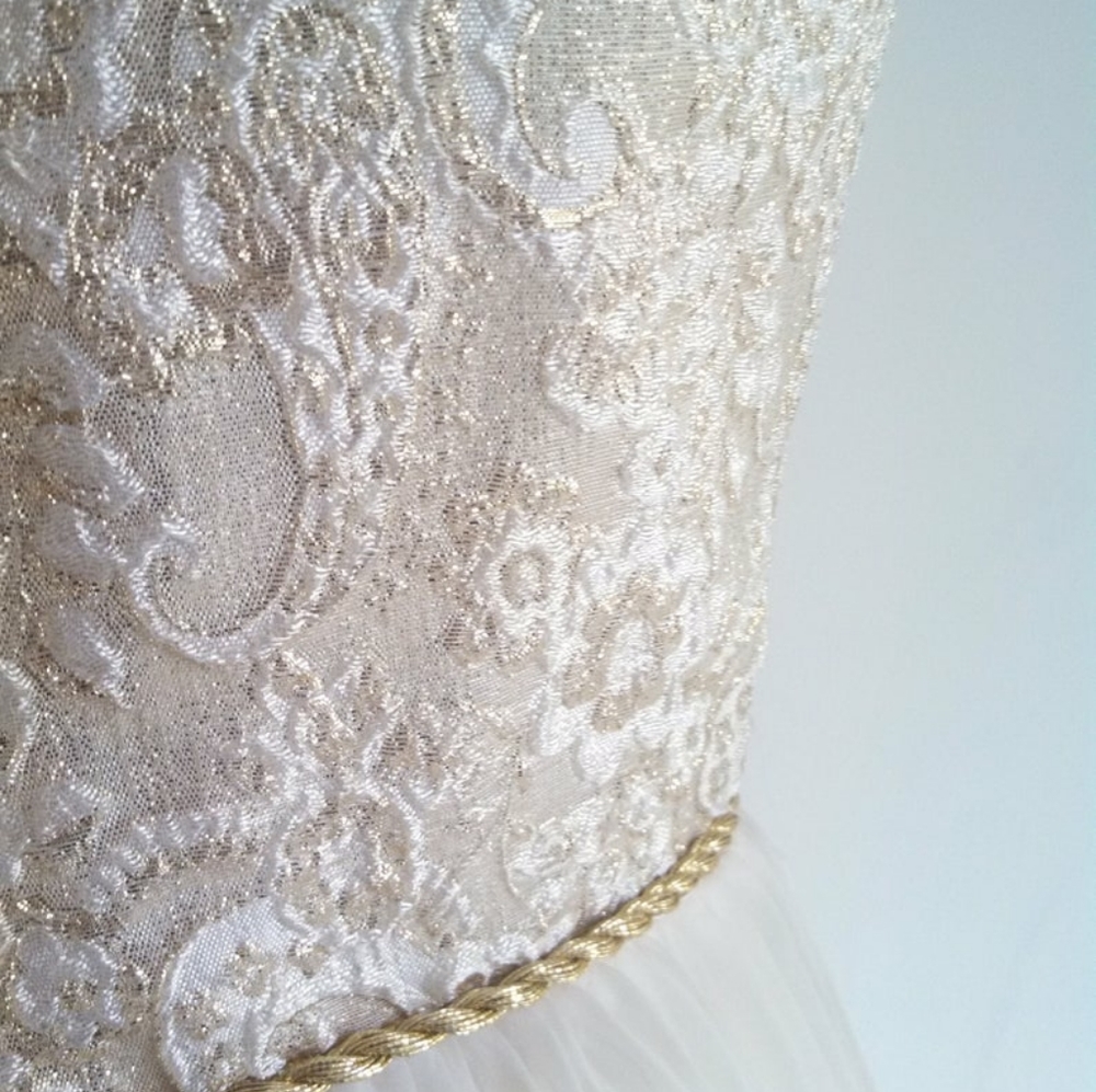SOLD💕 Vintage 60s party dress pleat chiffon skirt gold - Picture 3 of 7
